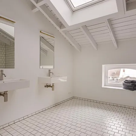 Loft Center - 1 Bedroom - Parking - By Finenest * Liege