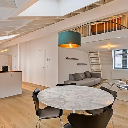 דירה Loft Center - 1 Bedroom - Parking - By Finenest