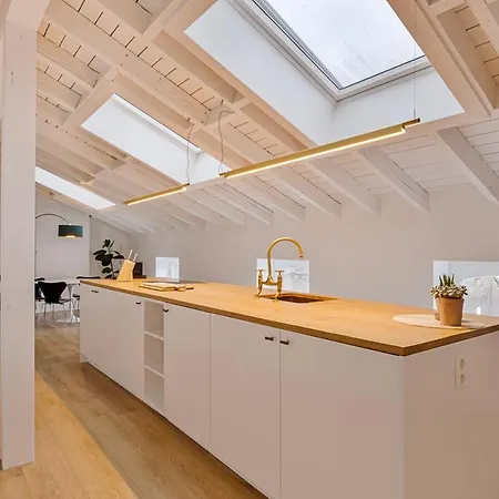 Loft Center - 1 Bedroom - Parking - By Finenest דירה *
